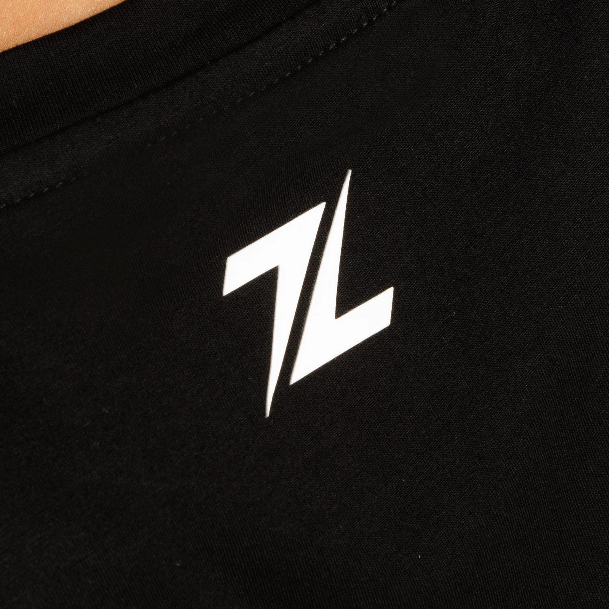 ZEUZ Oversized Training Shirt - Image 21